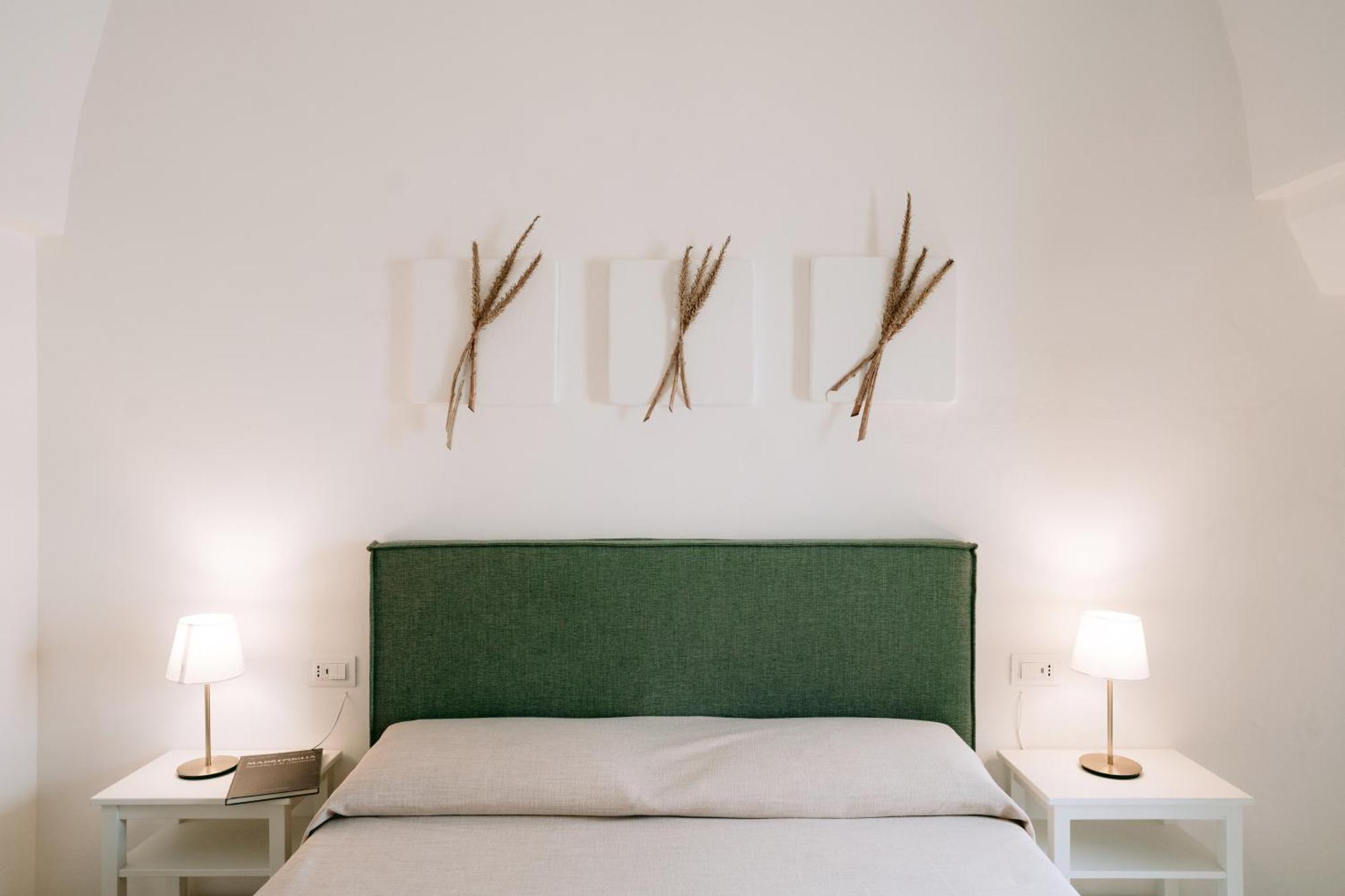 Classic Triple Room,1765950820:JPEG